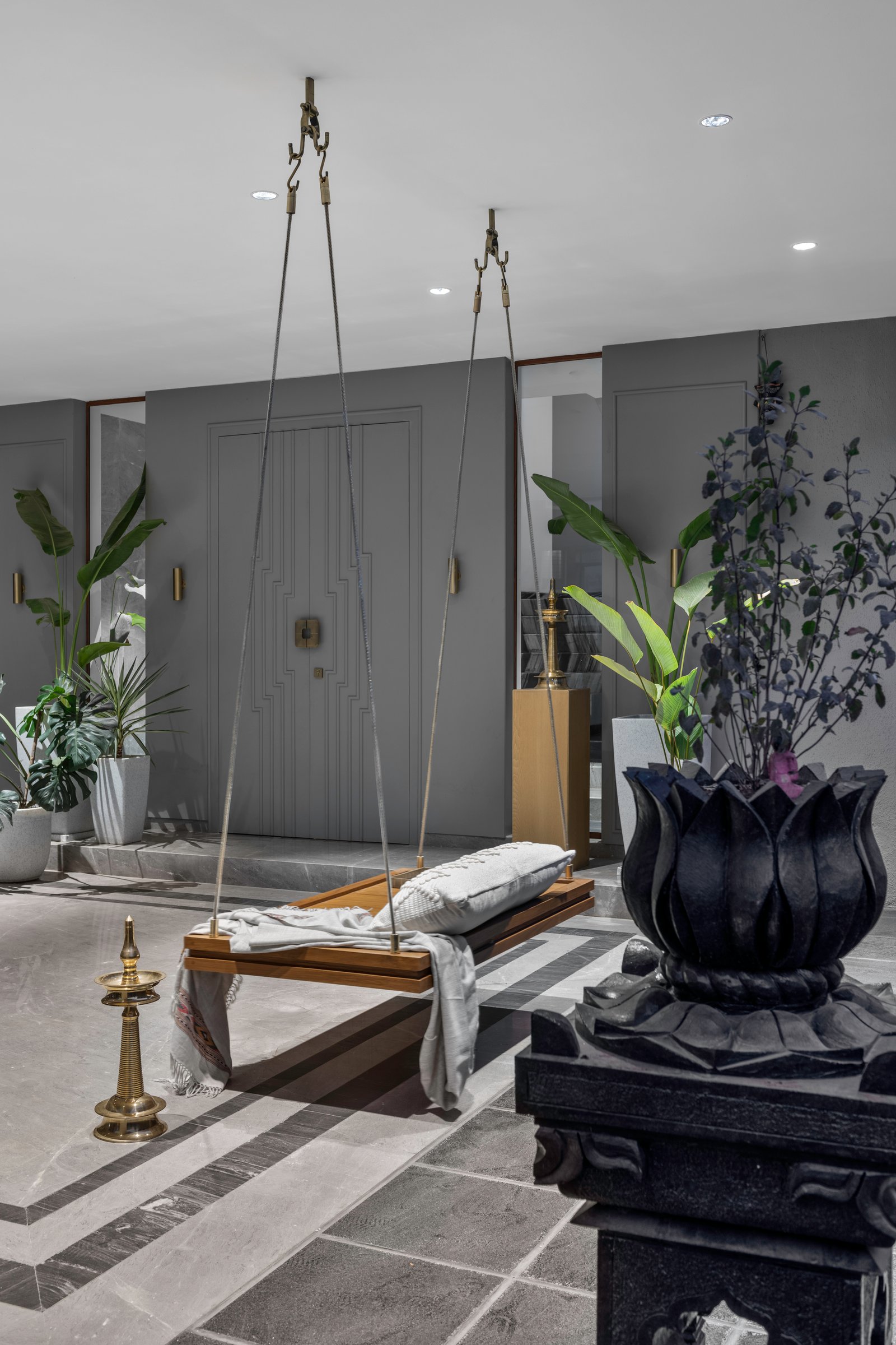 Styling & Decor